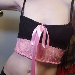 Black & Pink Ribbon Knit Crop Top - Women